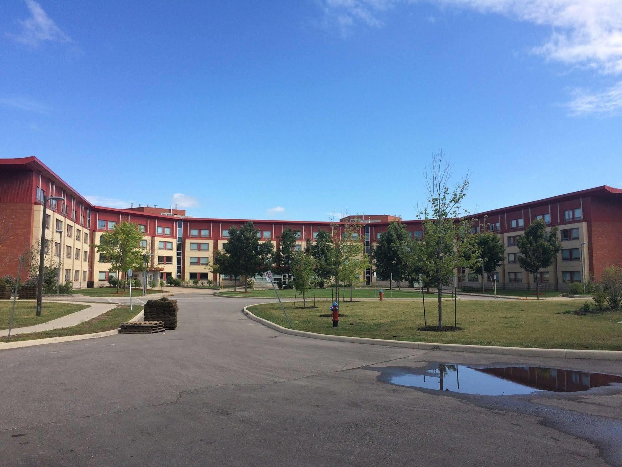 Residence & Conference Centre - Oakville Exterior photo